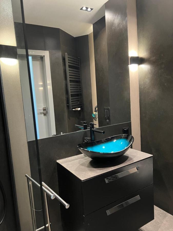 Ekskluzywny Apartament Chlebova Apartment กดัญสก์ ภายนอก รูปภาพ